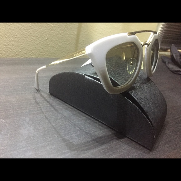 Prada sunglasses brand new used a few times - Picture 2 of 5